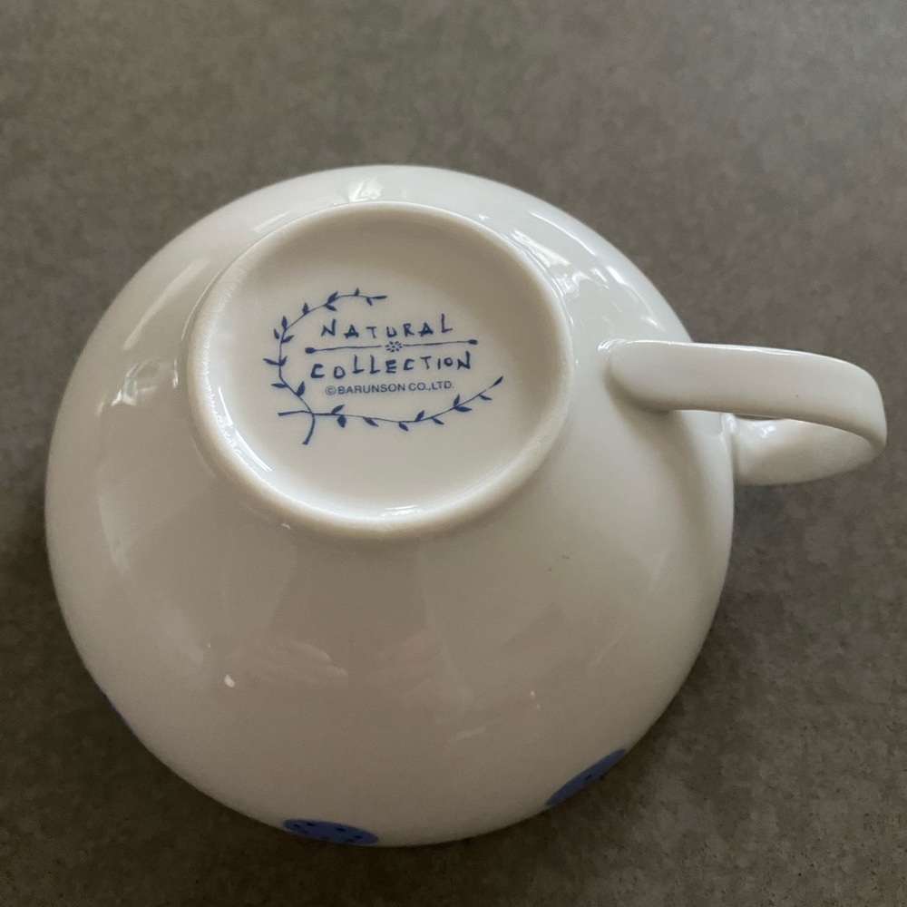 2 Tea cups - Picture 6 of 8
